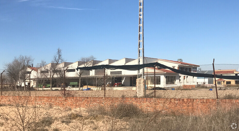 Carretera Madrid-Andalucía, 102, Tembleque, Toledo à vendre - Photo du bâtiment - Image 2 de 2