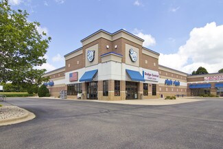 Plus de détails pour 120-180 S Western Ave, Juneau, WI - Commerce de détail à louer