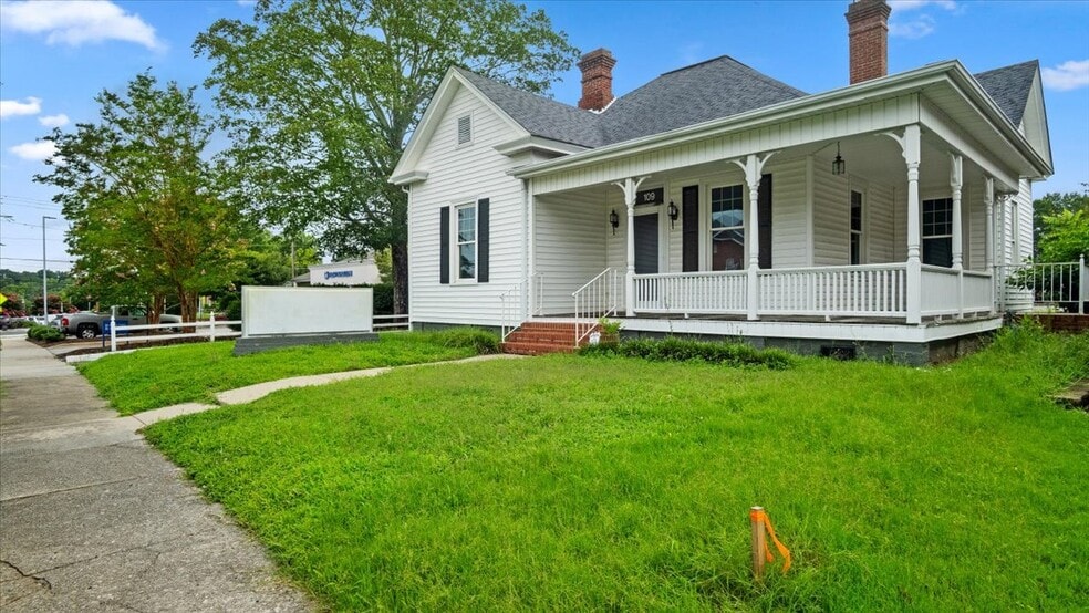 109 Gilliam St, Oxford, NC for lease - Building Photo - Image 1 of 41