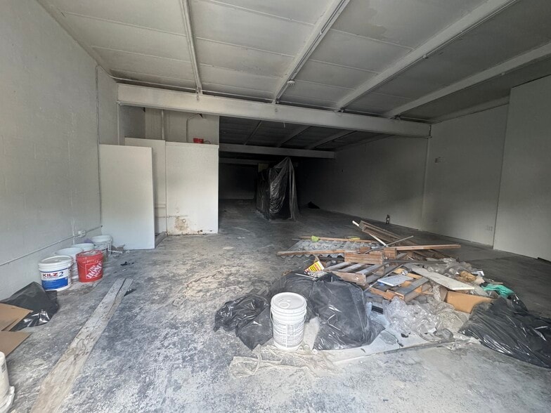 2775 E 10th Ave, Hialeah, FL for lease - Building Photo - Image 3 of 6