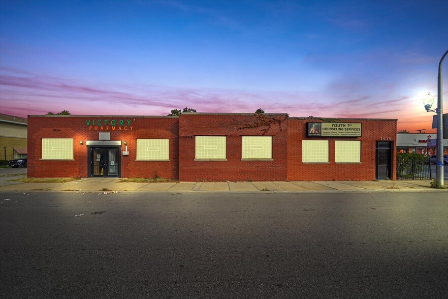 2024 W 79th St, Chicago, IL for sale - Building Photo - Image 2 of 31