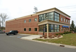 Plus de détails pour 2597-2599 N Cleveland Ave, Roseville, MN - Commerce de détail à vendre