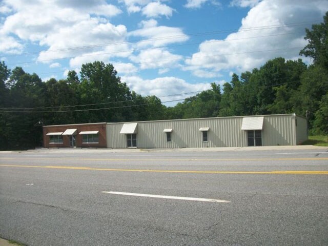 21708 Jeb Stuart Hwy, Stuart, VA à vendre Photo principale- Image 1 de 15