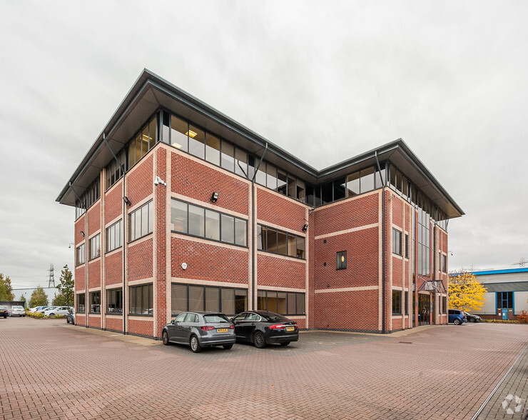 Gateway Crescent, Oldham à louer - Photo principale - Image 1 de 20