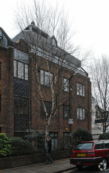 55A High St, Londres à louer - Photo du bâtiment - Image 2 de 11