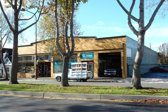 Plus de détails pour 1812-1814 San Pablo Ave, Berkeley, CA - Commerce de détail à louer