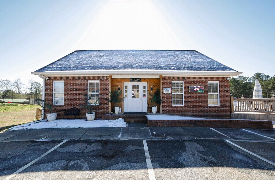9 Callaway Dr, Crawford, GA à vendre - Photo du bâtiment - Image 2 de 49