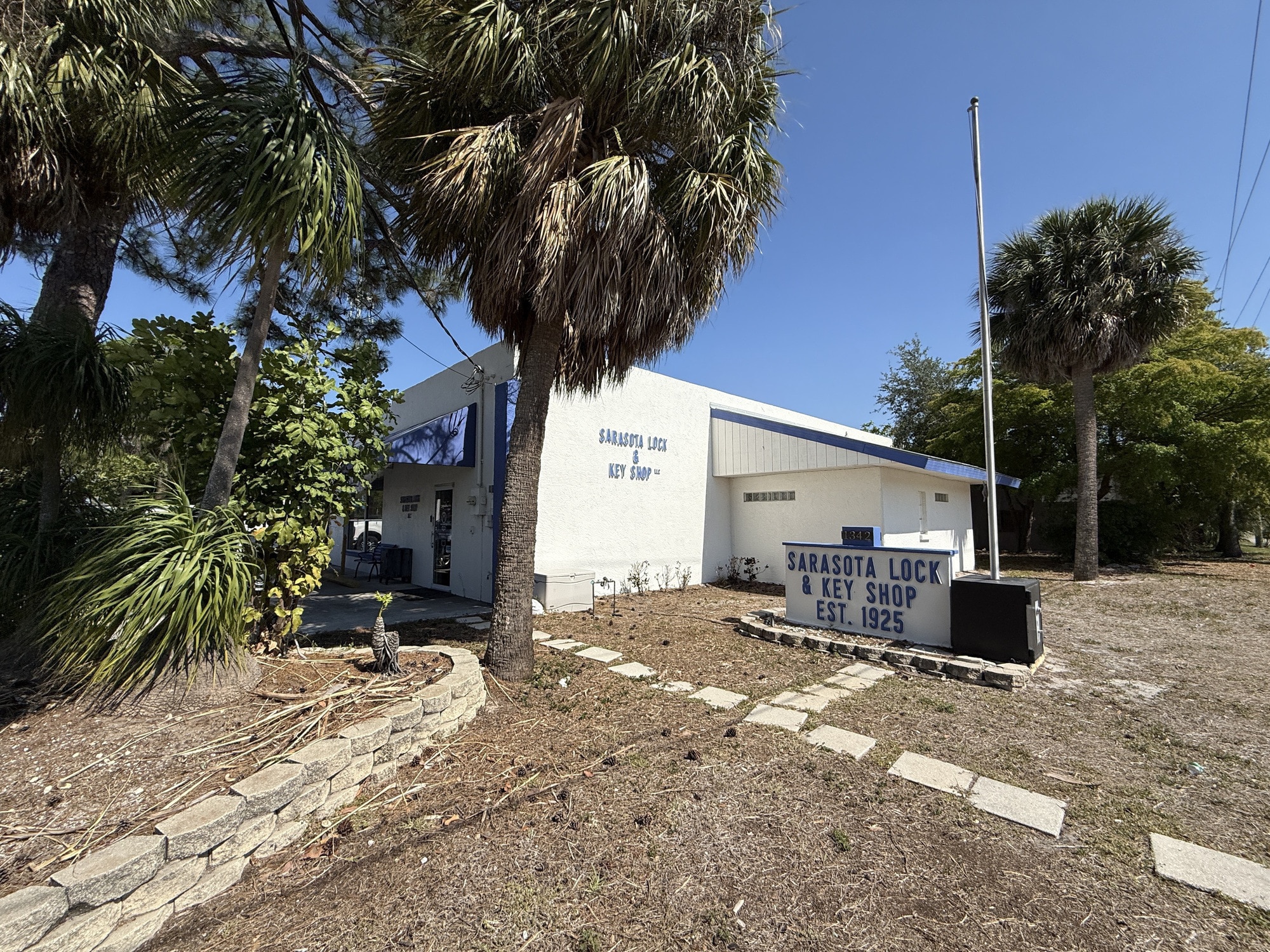 1342 N Lime Ave, Sarasota, FL à vendre Photo principale- Image 1 de 9