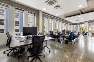 441-449 Elizabeth St, Surry Hills à louer Photo intérieure- Image 1 de 5