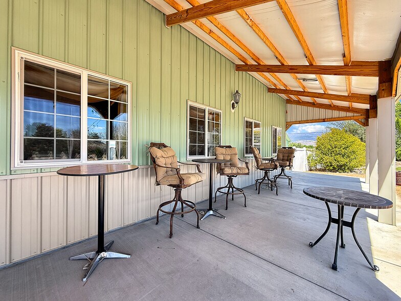 5955 Sawmill Mesa Rd, Delta, CO à vendre - Photo du bâtiment - Image 3 de 73