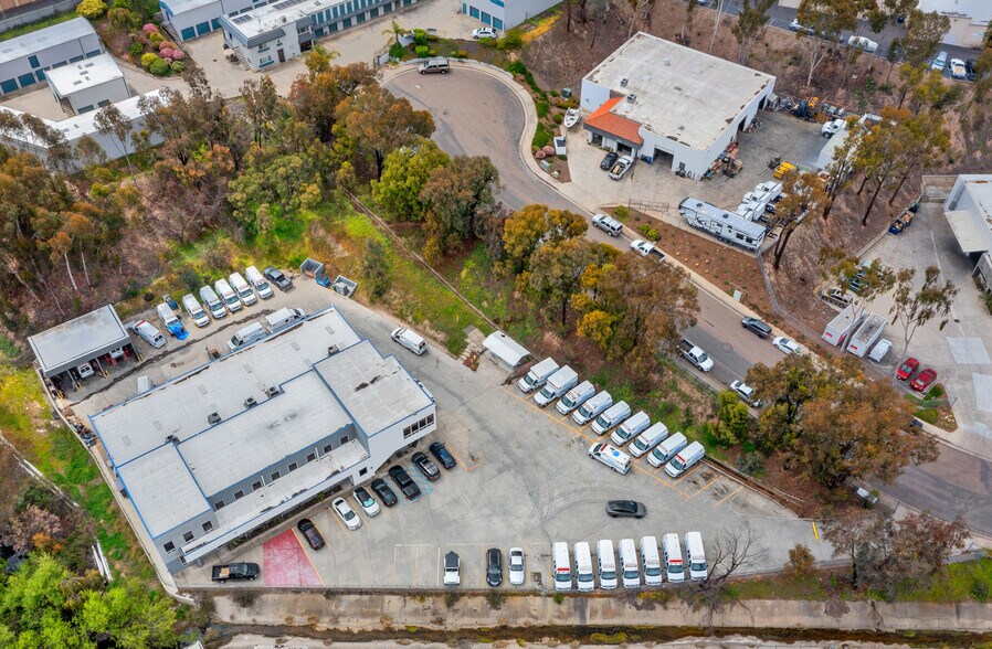 9770 Candida St, San Diego, CA à louer - Photo du bâtiment - Image 3 de 11