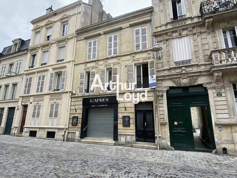 Office in Reims for lease - Building Photo - Image 1 of 4