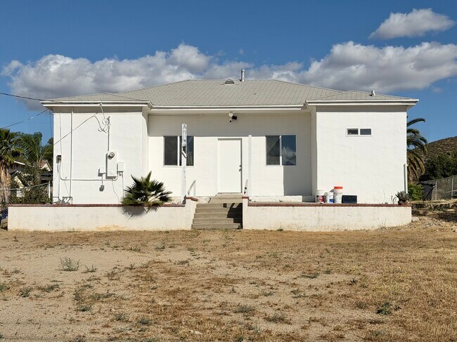 More details for 405 Ellis St, Lake Elsinore, CA - Flex for Lease