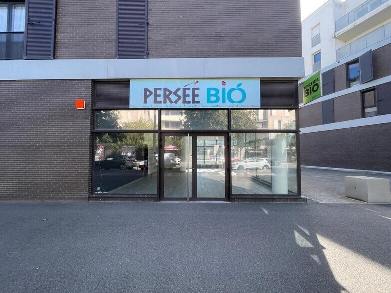 20 Avenue D'Andromede, Blagnac à louer - Photo du bâtiment - Image 1 de 7