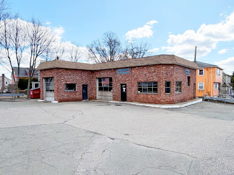 250 Orchard St, Watertown, MA à vendre - Photo du bâtiment - Image 3 de 10