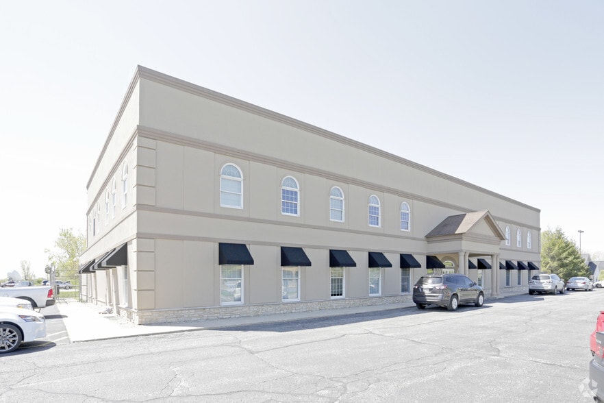1551-1571 E 85th Ave, Merrillville, IN à louer - Photo du bâtiment - Image 1 de 2
