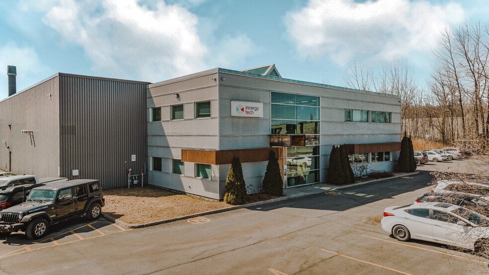 605 St Rocheleau, Drummondville, QC for lease - Primary Photo - Image 2 of 8