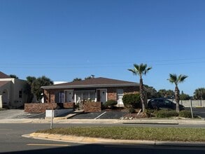 202 S Atlantic Ave, Ormond Beach, FL for lease Building Photo- Image 2 of 13