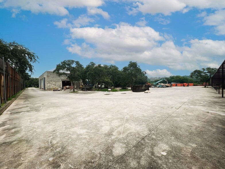 26081 Bulverde Rd, San Antonio, TX for sale - Building Photo - Image 1 of 1