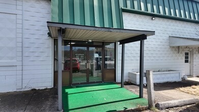 2020 S Main St, Harrisonburg, VA for lease Building Photo- Image 2 of 8