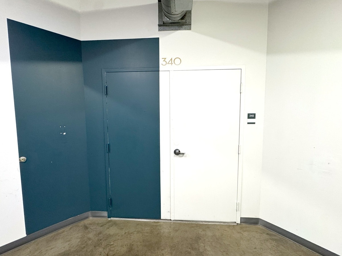 210 E Olympic Blvd, Los Angeles, CA for lease Interior Photo- Image 1 of 27