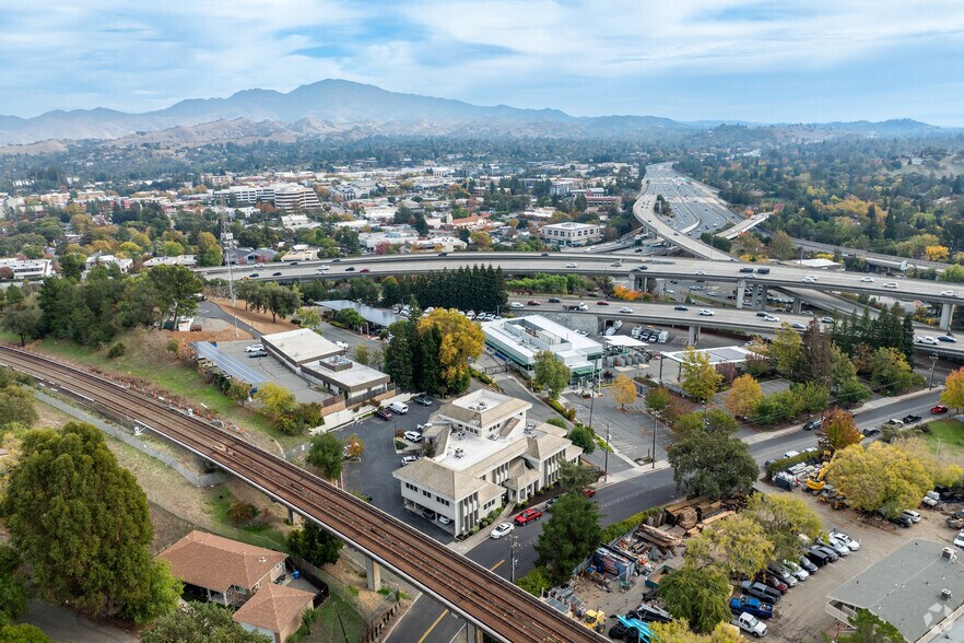 1270 Springbrook Rd, Walnut Creek, CA à louer - Aérien - Image 2 de 3