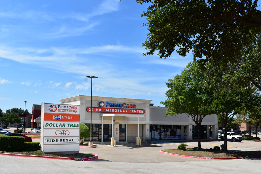 Sublett Corners Shopping Center portfolio of 3 properties for sale on LoopNet.ca - Building Photo - Image 2 of 21