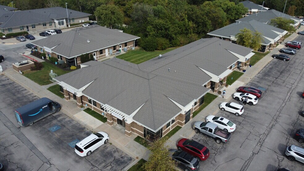 4210 Pioneer Woods Dr, Lincoln, NE for sale - Building Photo - Image 2 of 13