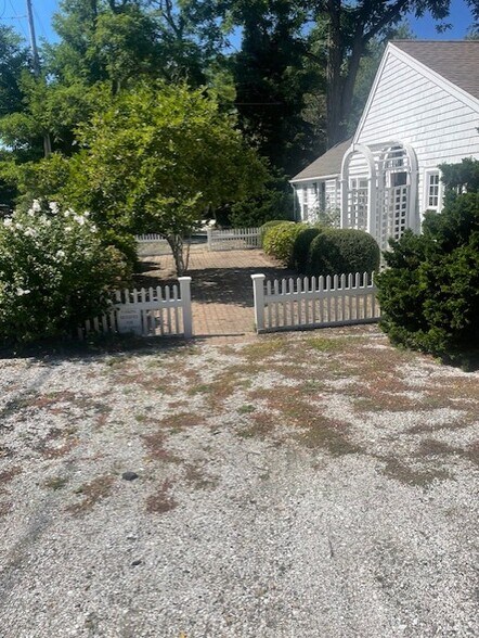 413 Route 6A, East Sandwich, MA à vendre - Photo du bâtiment - Image 2 de 6