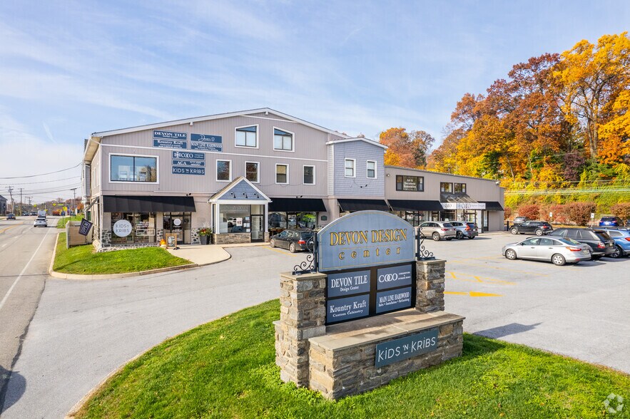 111 W Lancaster Ave, Devon, PA à louer - Photo du bâtiment - Image 2 de 6