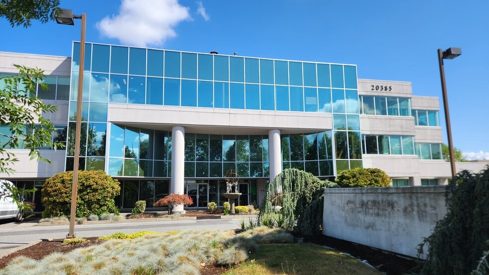 20385 64th Ave, Langley Twp, BC à louer - Photo du bâtiment - Image 1 de 21