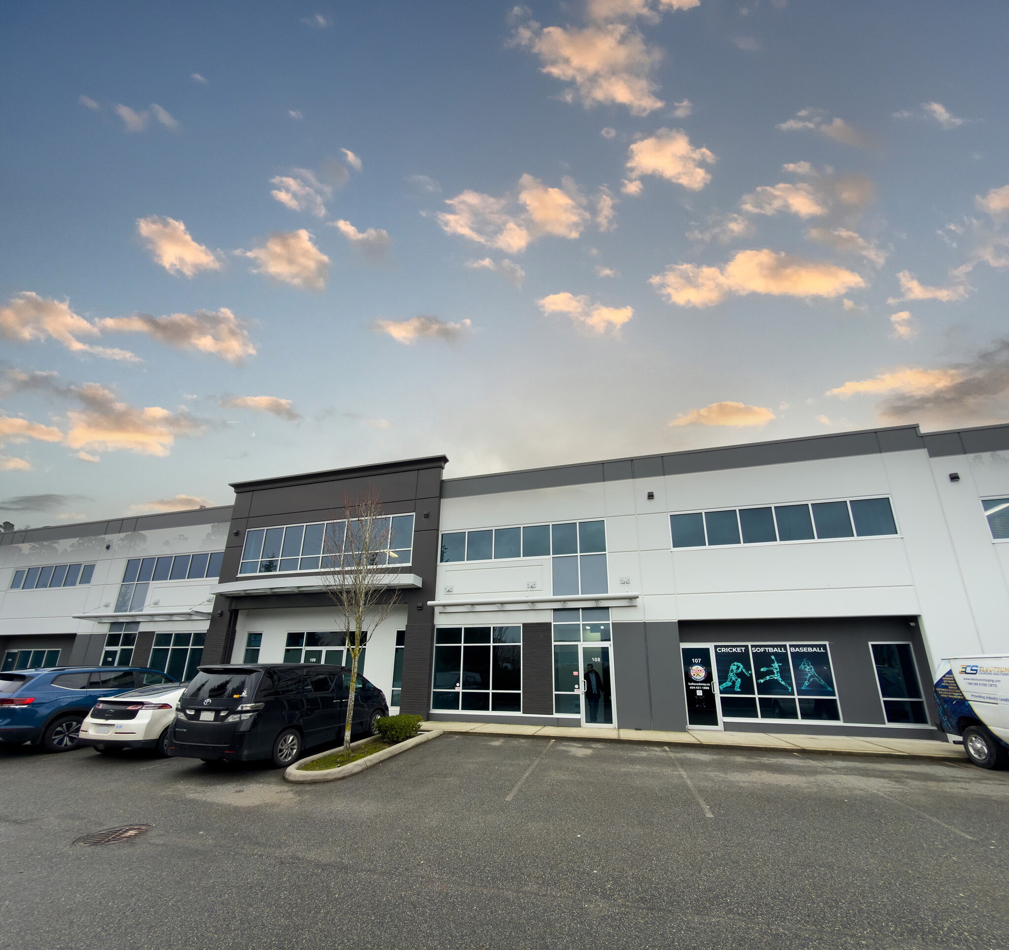 18635 52nd Ave, Surrey, BC for lease Interior Photo- Image 1 of 22