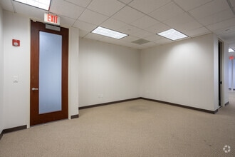 675 Bering Dr, Houston, TX à louer Photo intérieure- Image 1 de 3