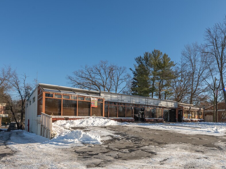 306 S Main St, New City, NY à louer - Photo du bâtiment - Image 3 de 15