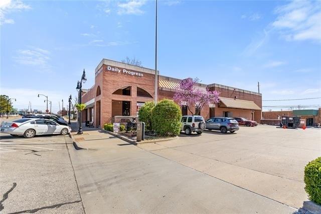 315 W Will Rogers Blvd, Claremore, OK for sale - Building Photo - Image 2 of 24
