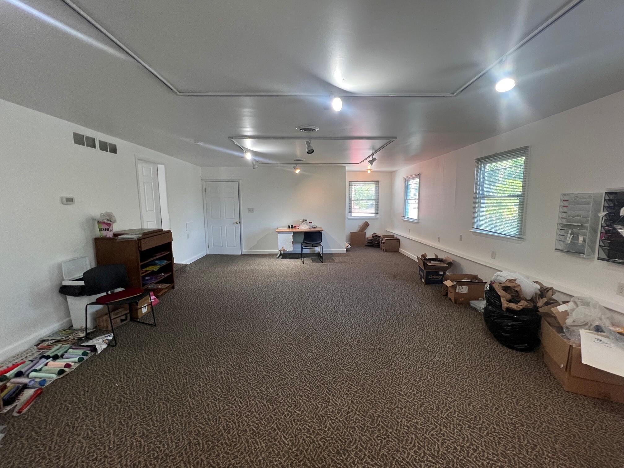 2302 Kirkwood Hwy, Wilmington, DE for lease Interior Photo- Image 1 of 8