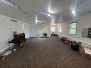 2302 Kirkwood Hwy, Wilmington, DE for lease Interior Photo- Image 1 of 8