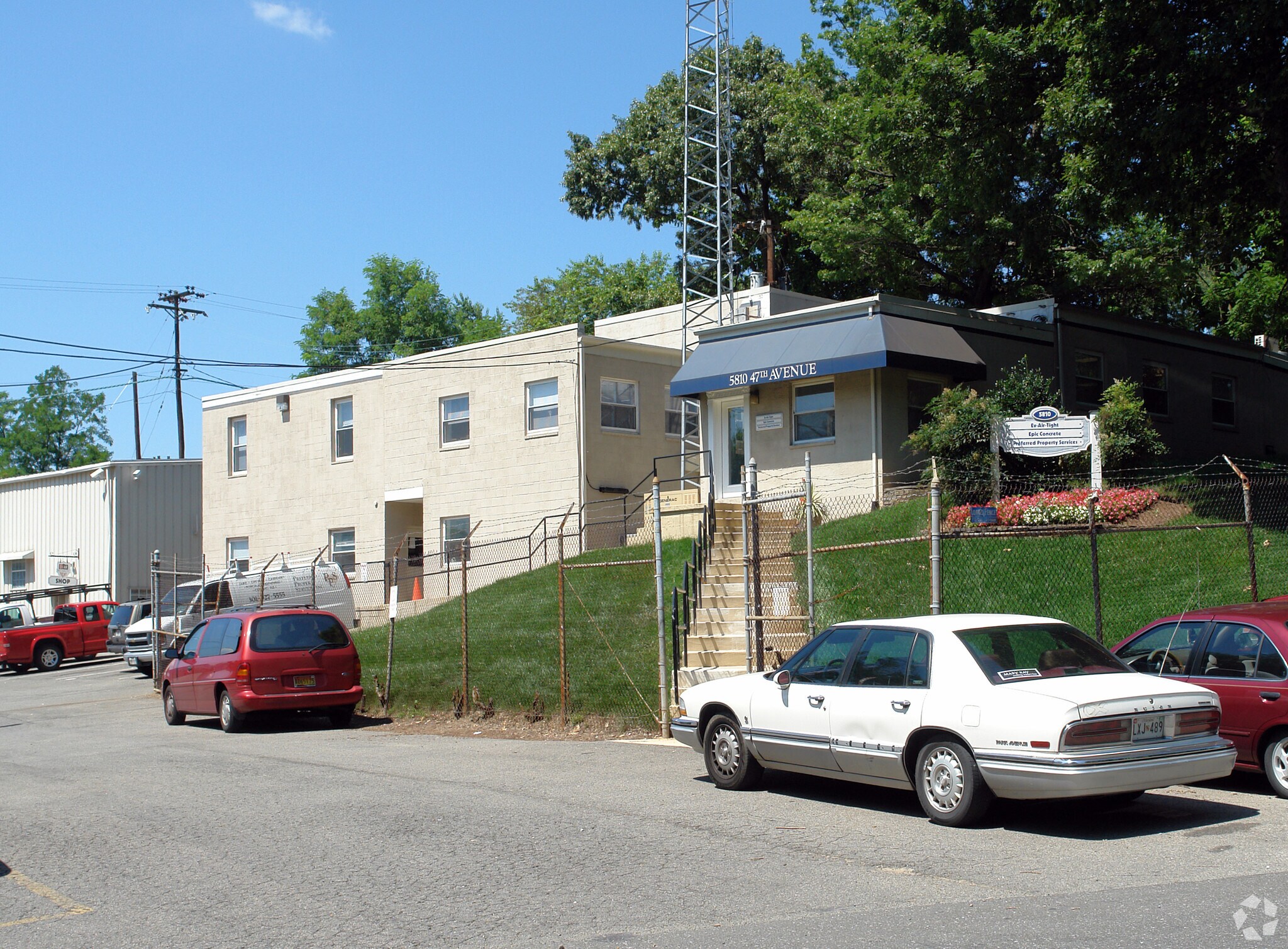 5810 47th Ave, Riverdale, MD for lease Primary Photo- Image 1 of 4