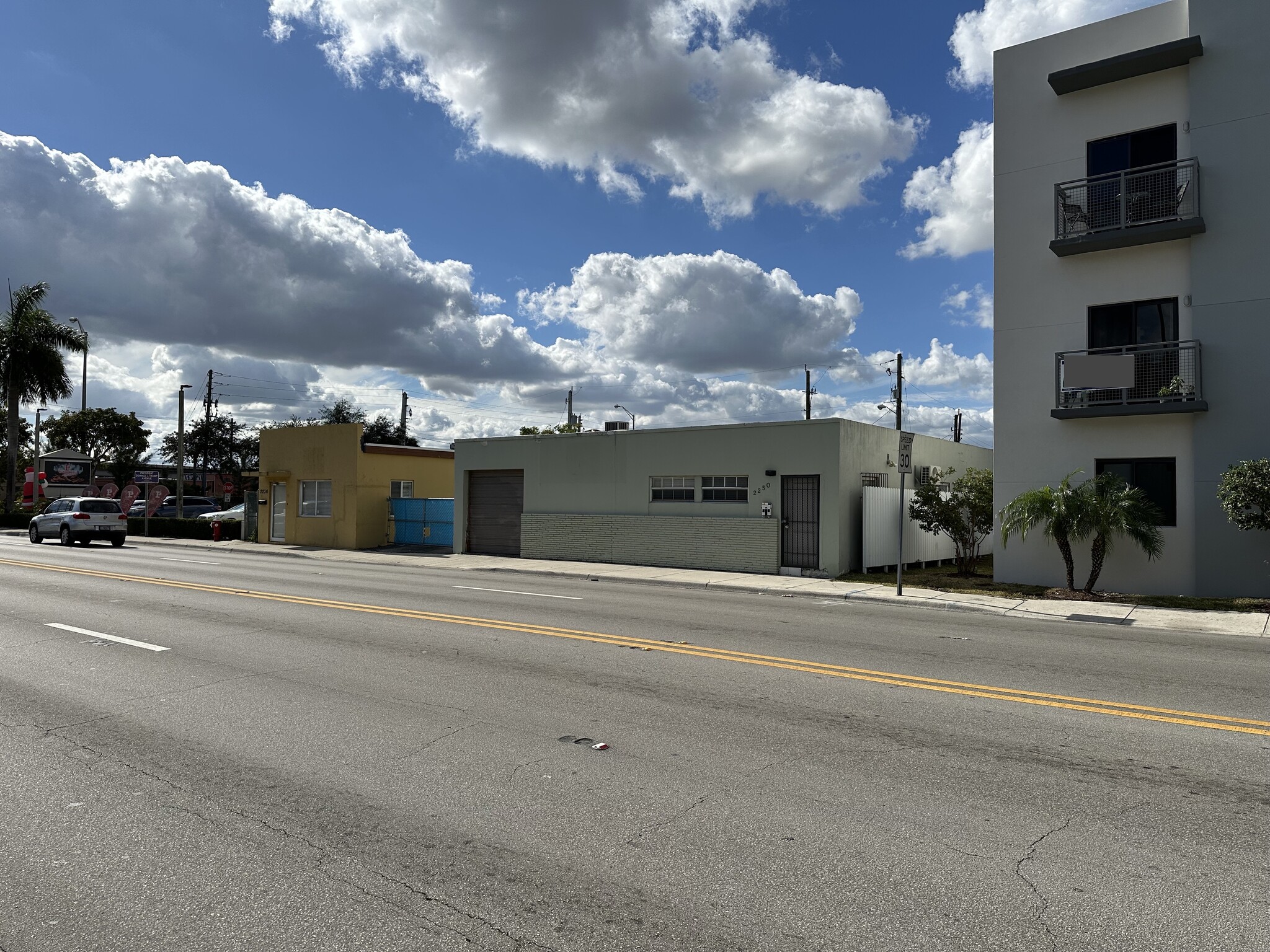 2230 & 2250 Palm Ave, Hialeah, FL 33010 portfolio of 2 properties for sale on LoopNet.ca Building Photo- Image 1 of 8