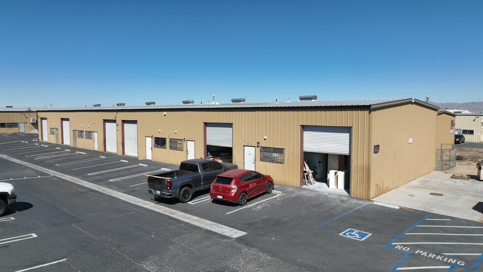 17320 Eucalyptus St, Hesperia, CA for sale - Building Photo - Image 2 of 4