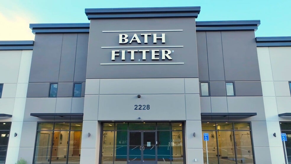 2200 E Chisholm Dr, Nampa, ID for lease - Commercial Listing Video - Image 2 of 10