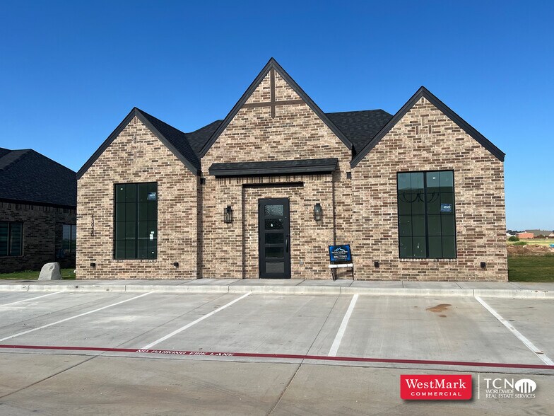 13920 Indiana Ave, Lubbock, TX à vendre - Photo du bâtiment - Image 1 de 7
