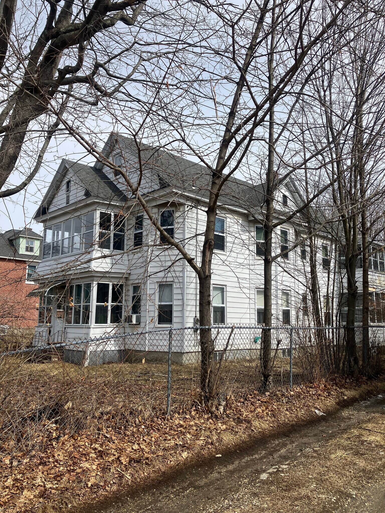 24 Glenwood Ave, Pittsfield, MA à vendre Photo principale- Image 1 de 10