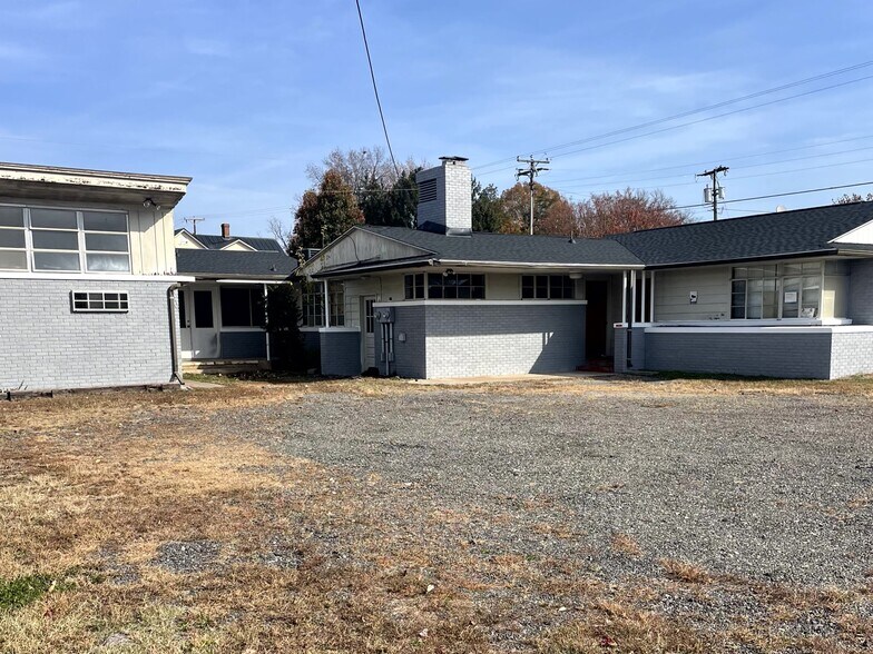 101 W Marshall St, Remington, VA à vendre - Photo du bâtiment - Image 2 de 7