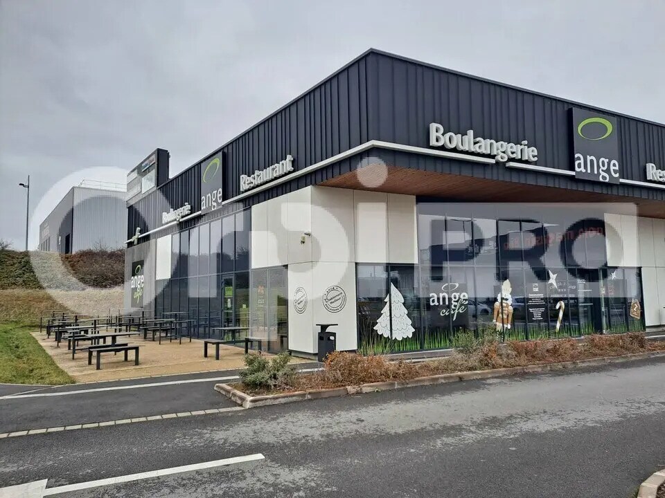 Commerce de détail dans Cormontreuil à louer Photo du bâtiment- Image 1 de 5