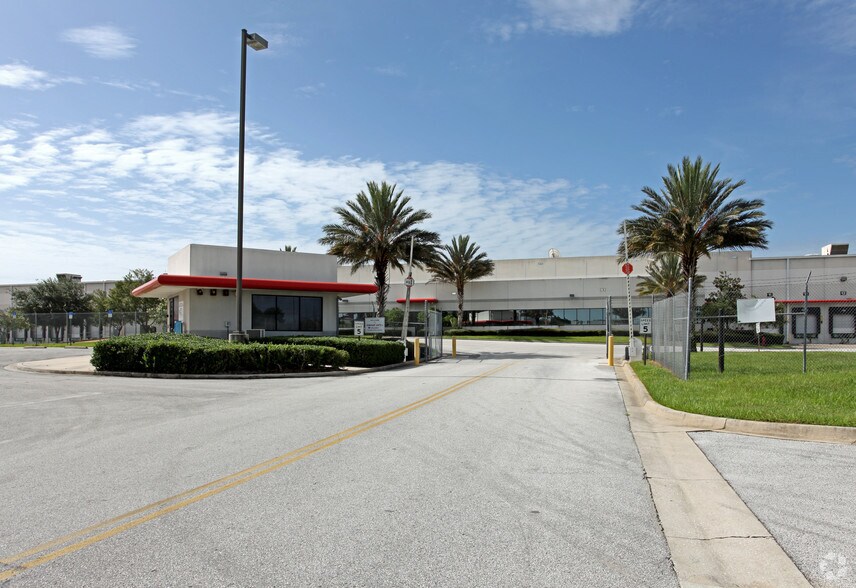 19925 Independence Blvd, Groveland, FL à louer - Photo du bâtiment - Image 3 de 4