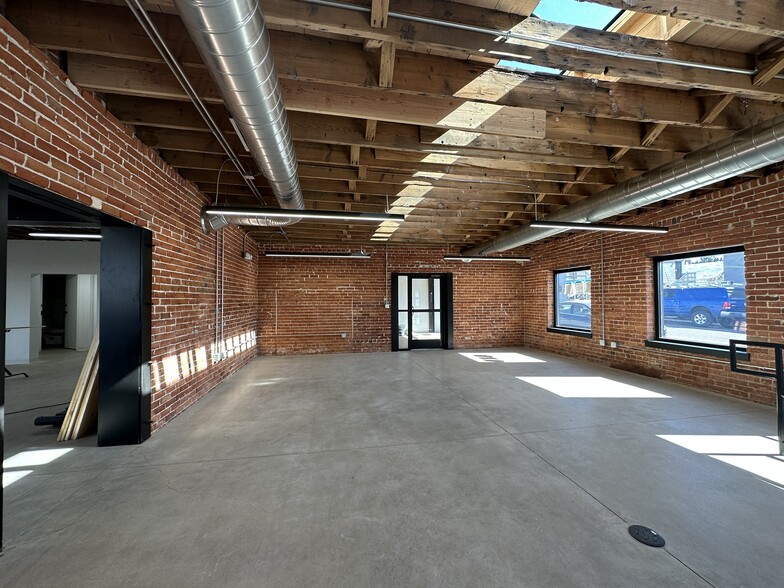 1394 S Acoma St, Denver, CO for lease - Interior Photo - Image 3 of 9