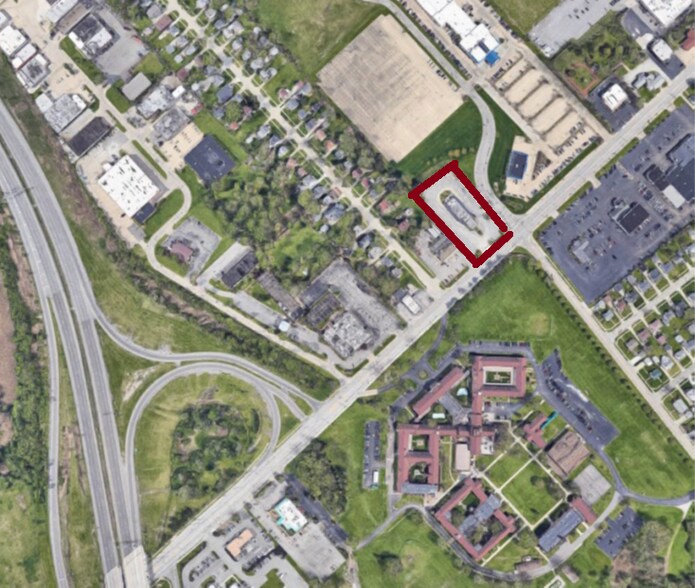 28711 Euclid Ave, Wickliffe, OH à louer - Aérien - Image 2 de 7
