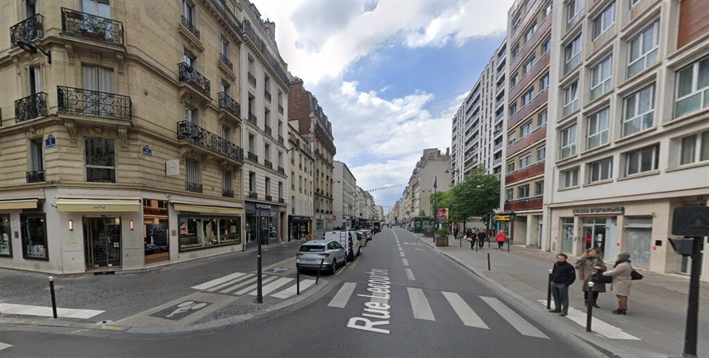 57 Rue Lecourbe, Paris à louer Photo du bâtiment- Image 1 de 2