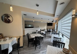 1450 W Webster Ave, Chicago, IL for lease Interior Photo- Image 1 of 3